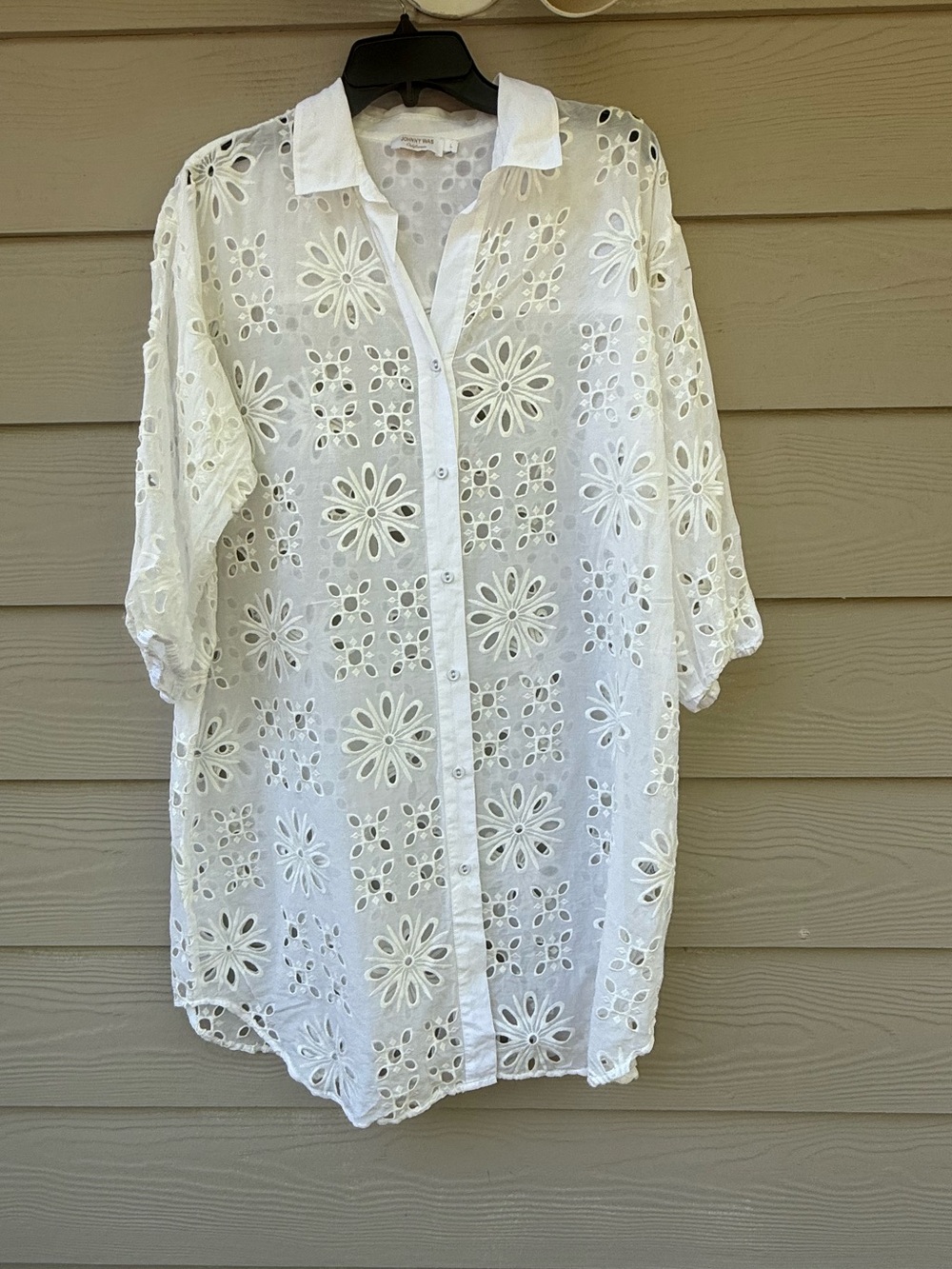 Johnny Was White Eyelet Blouse with Subtle Dot Pattern - Picture 1 of 8